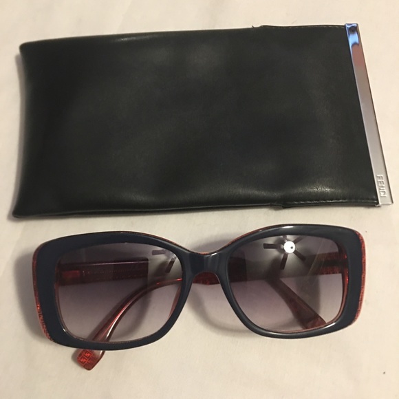Fendi Red/Blue Sunglasses 🕶 - Picture 2 of 7